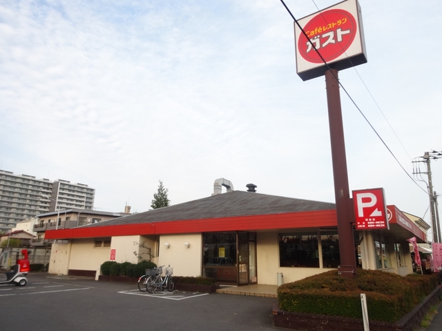 ドルチェヴィヴレ ガスト昭島店