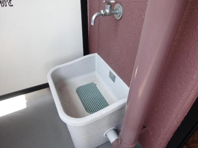 グレイスヴィラ　Ｓ．Ｔ．202号室 水洗（ベランダ）