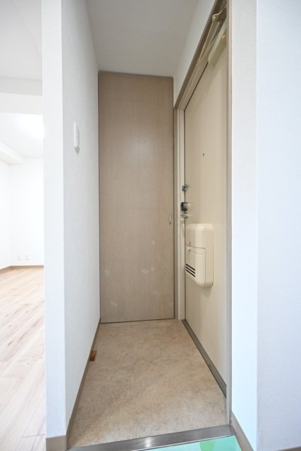 ハイツ若草 玄関