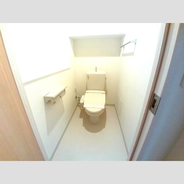 M`s　Port 温水洗浄暖房便座付トイレ