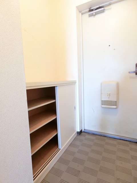 ドミールピア0303号室 下駄箱