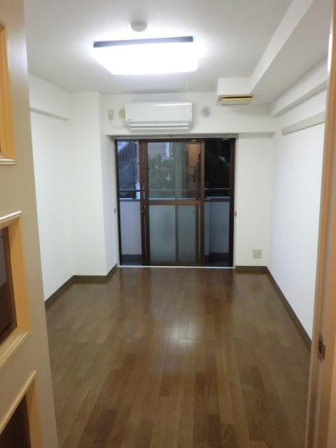 ビエント宮崎台 居室、リビング