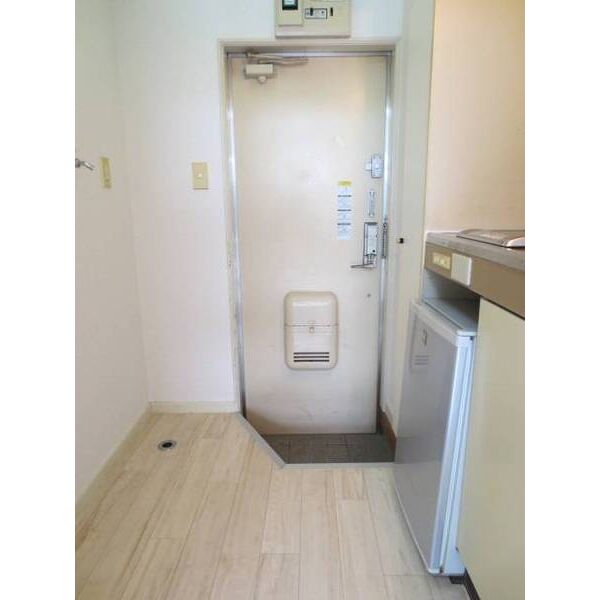 ジュネパレス新松戸第52 玄関