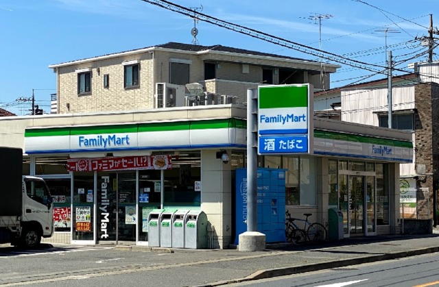 エスペリア世喜0303号室 【コンビニエンスストア】ファミリーマート堰三丁目店まで314ｍ