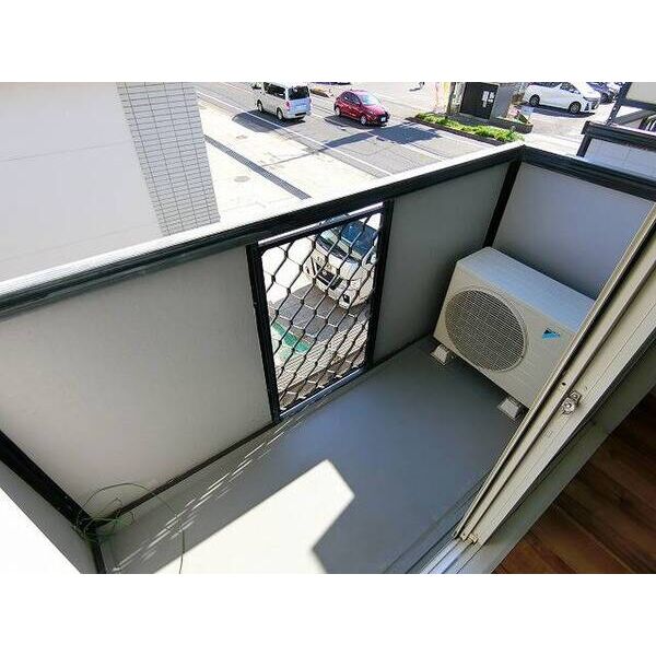 北小金第15レジデンス202号室 バルコニー