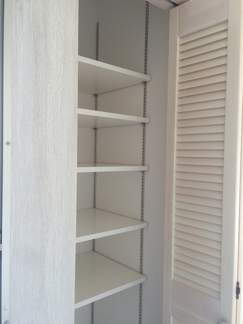 ＬＩＥＢＥ東中野 下足入れ