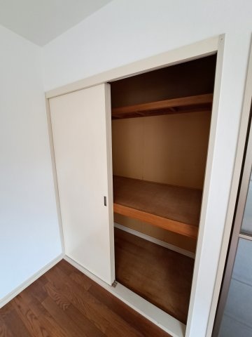 サニーハウス102号室 収納