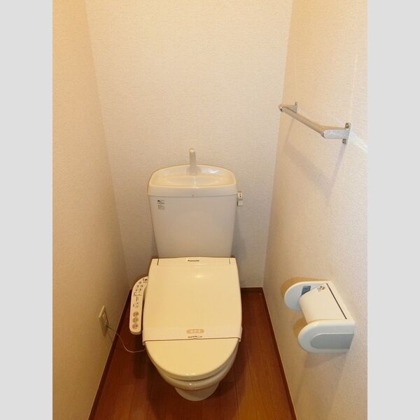 学遊館111号室 温水洗浄暖房便座