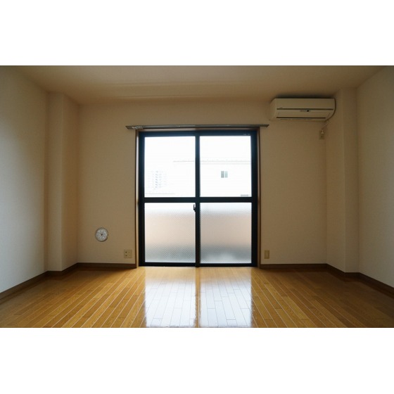 Ｍフラット 居室