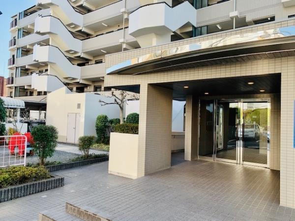 コーポレート鷺沼3階 エントランス