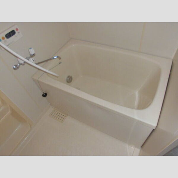 エステート根岸台107号室 浴室