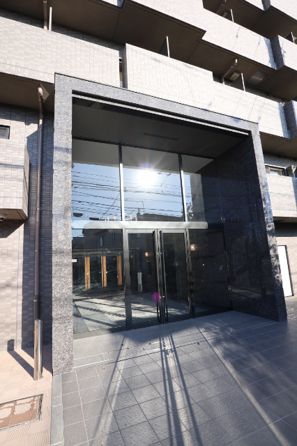 ルーブル川崎上平間弐番館3階 エントランス