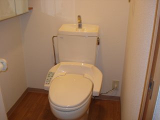 ガーデンプレイス101号室 トイレ