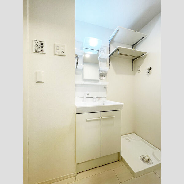 セジュール西台2  洗髪洗面化粧台