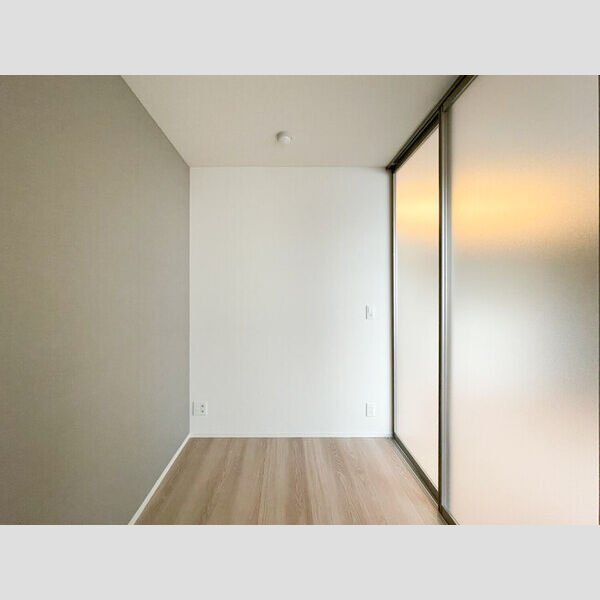 セレスティア白鳥208号室 洋室