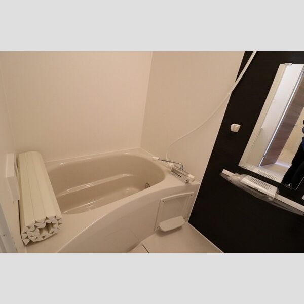 ブランヴェニール 浴室　追い焚き給湯付