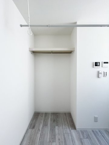 Claudia Takenotsuka／クラウディアタケノツカ クラウディアタケノツカ