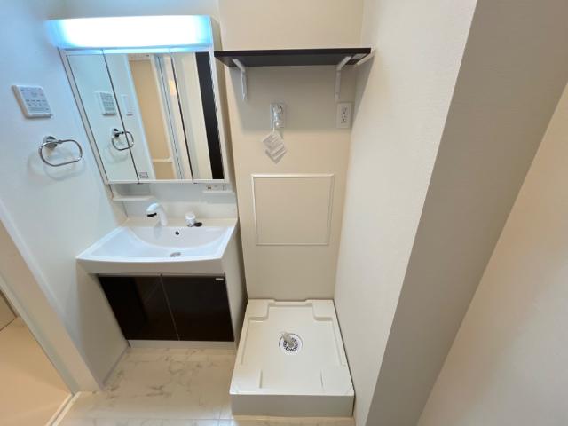 ＧＲＥＥＮ　ＳＯＲＲＥＬ　Ⅰ(グリーン　ソレル　ワン)201号室 洗濯機置場