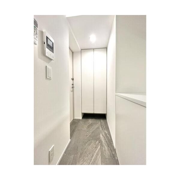 ASTILE目黒不動前101号室 玄関