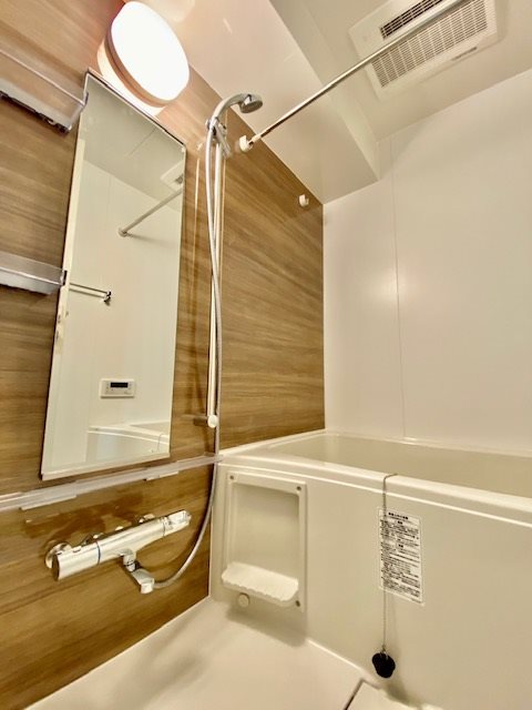 クレヴィアリグゼ中野新井薬師6階 お風呂