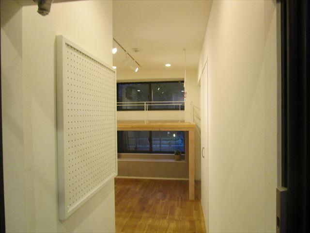 方南町テラスハウスW1階 玄関