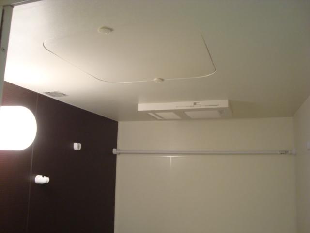 サンベルグ千年101号室 浴室乾燥機