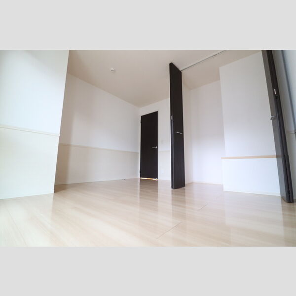 ベルクレスト　Ⅰ201号室 洋室