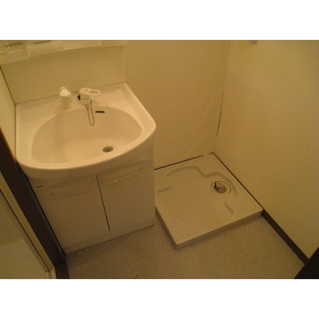 アンプルールフェール CREDO KAWAGUCHI 内観