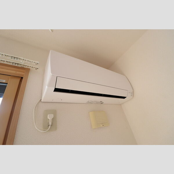 ソンリッサ102号室 エアコン