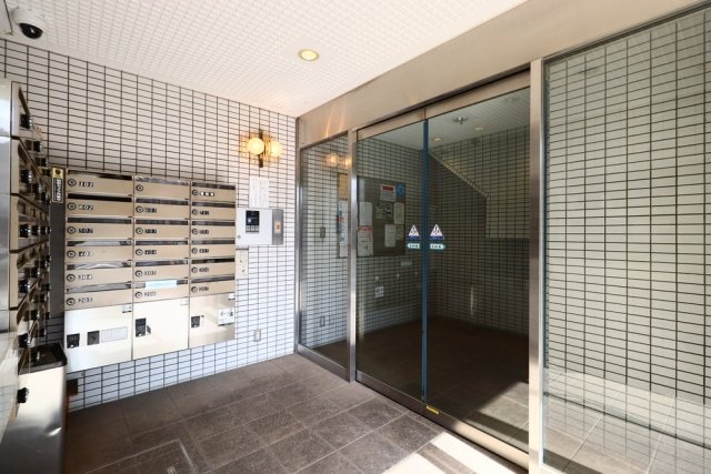 グローリア初穂新小岩2階 エントランス