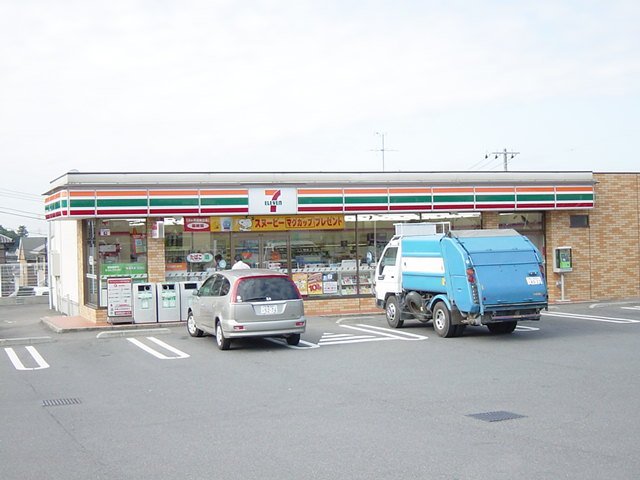 ラ・カーサおゆみⅡ セブンイレブン千葉生実町店まで348ｍ