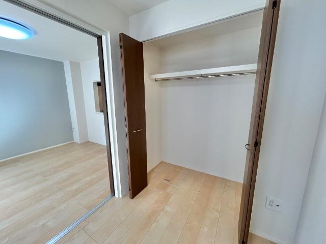 プルミエールみずき102号室 室内