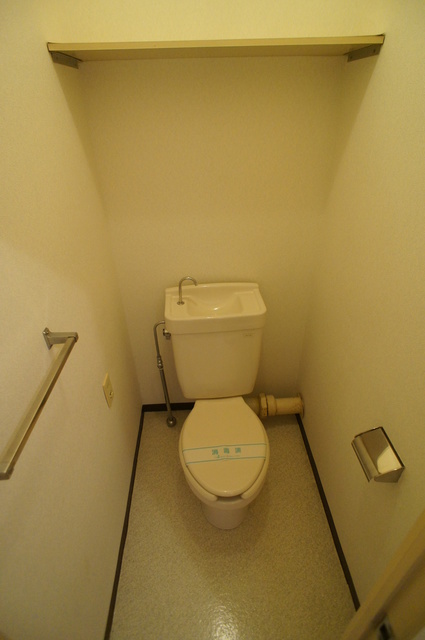 アネックス本郷0103号室 トイレ