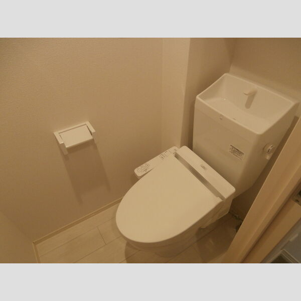 コンフォール新横濱　Ⅱ201号室 コンフォール新横濱Ⅱ201　温水洗浄便座