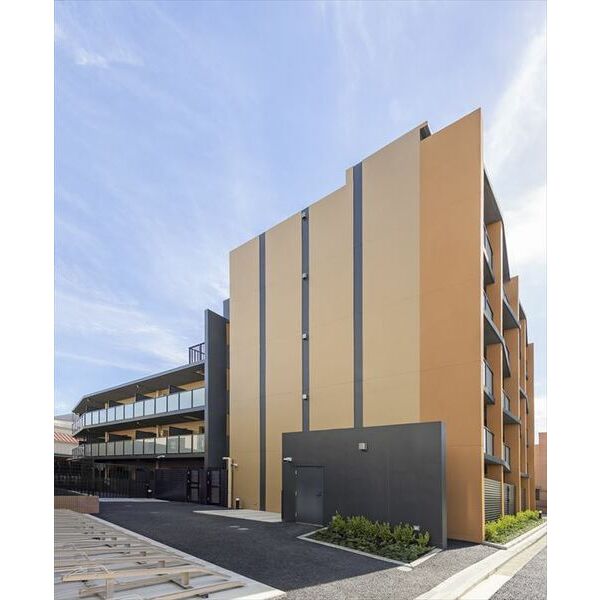 スパシエ大倉山 外観