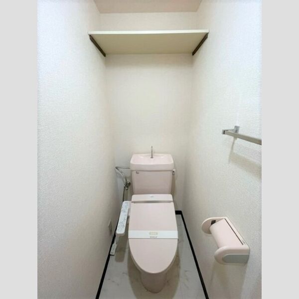 ジョウエイ別府203号室 トイレ