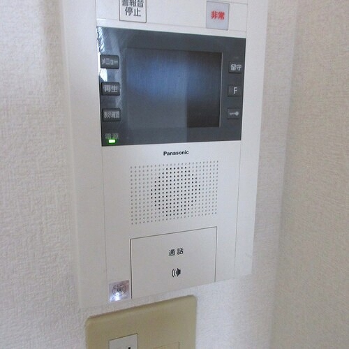 レクセルプラザ本厚木7階 TVモニタ付きインターホン　※2024年11月撮影時