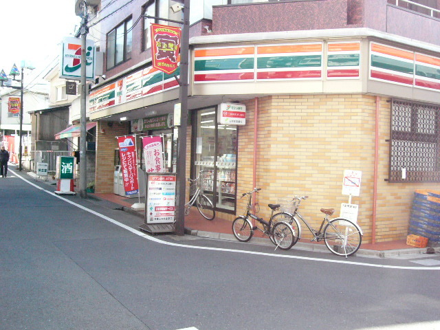 グレース吉岡0101号室 【コンビニエンスストア】コンビニまで150ｍ