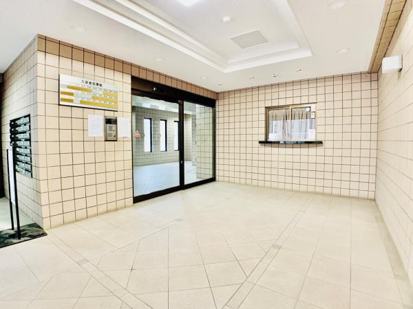 アーンジユ赤羽岩淵1階 エントランス