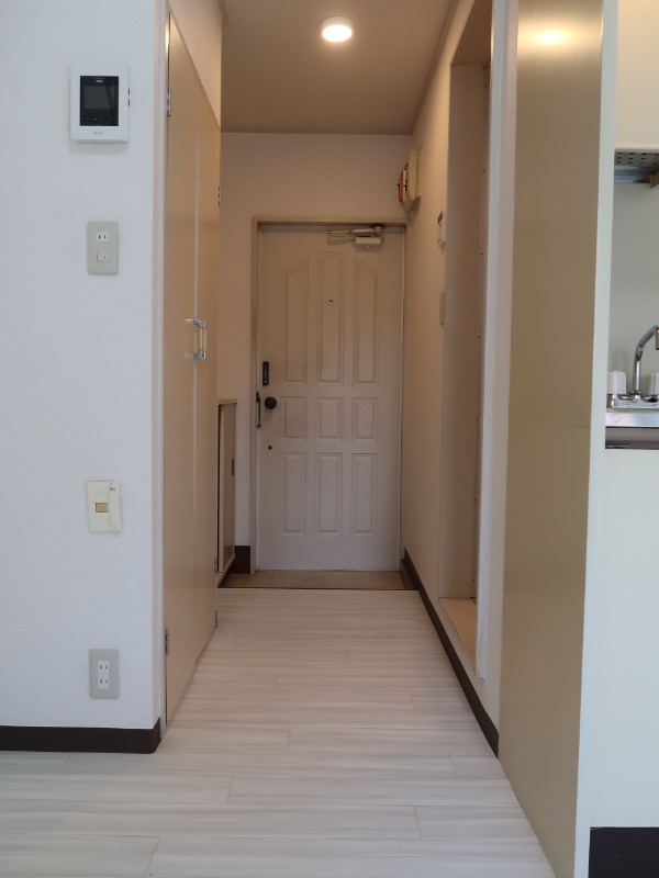 アップルハウス梶ヶ谷2階 内観