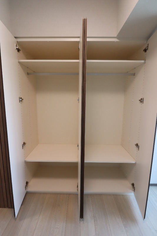 ジェノヴィア浅草Ⅵスカイガーデン8階 収納