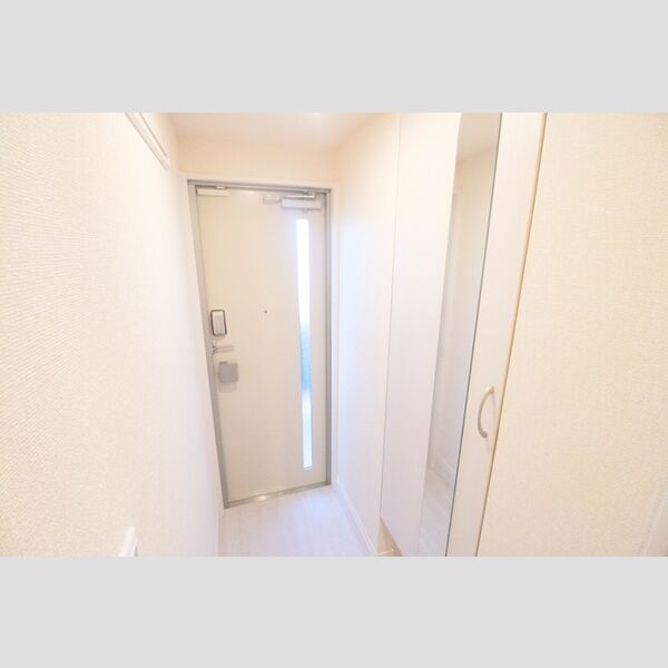 plume103号室 玄関