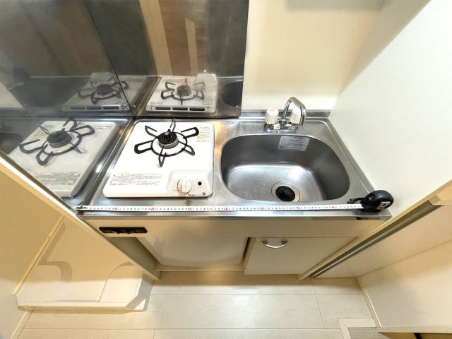 KT四ツ木102号室 キッチン