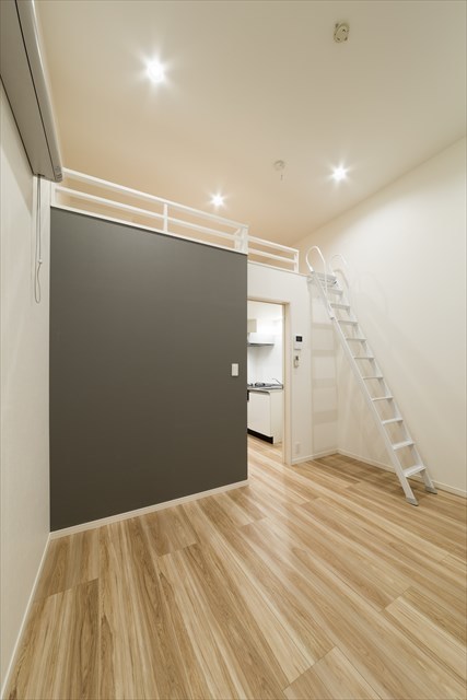 レイズ橋本1階 リビング