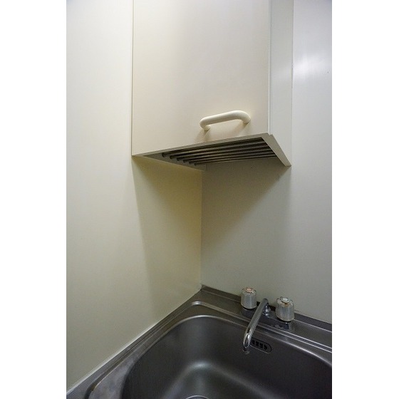 イリス三田0204号室 収納棚