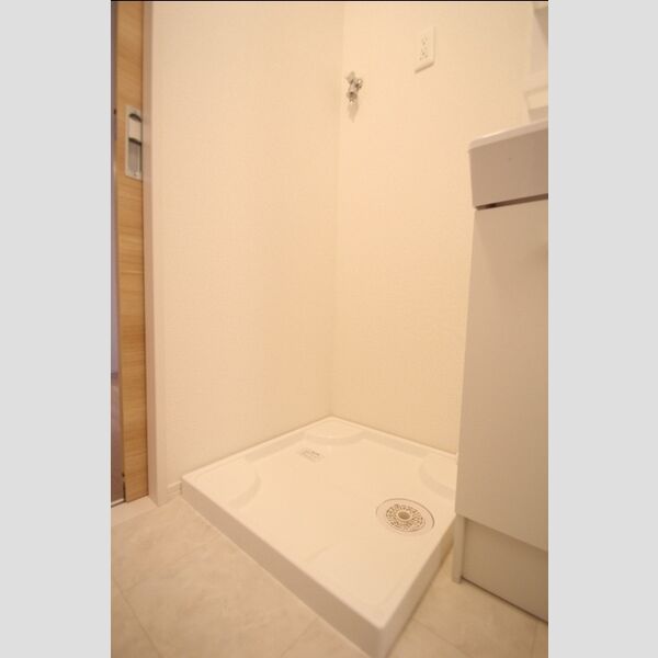 アンジュール栗原203号室 室内洗濯機置き場