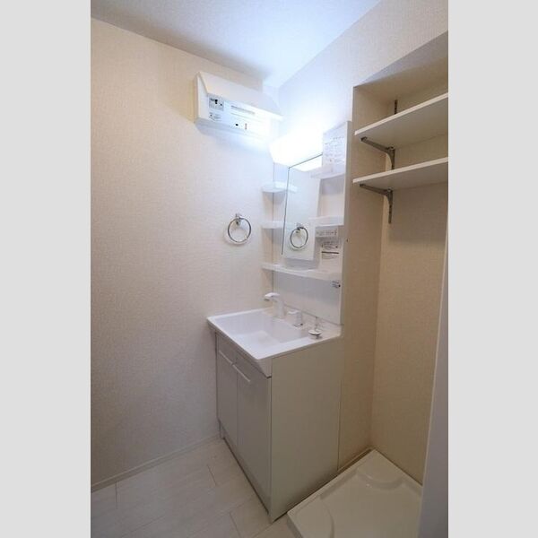 Amapola Annex(アマポーラ アネックス) 洗髪洗面化粧台