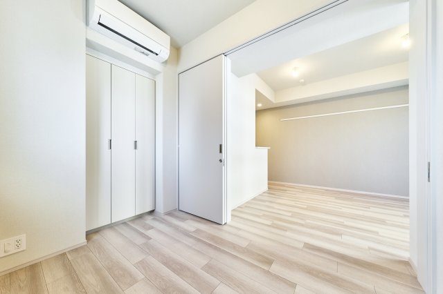 プラウドフラット三越前イースト リビング