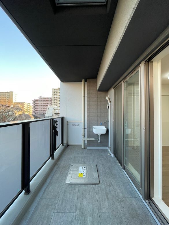 ガーラ・レジデンス川口並木パークサイド4階 バルコニー