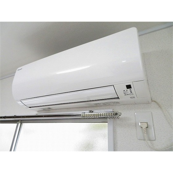 ラークテラス0101号室 エアコン